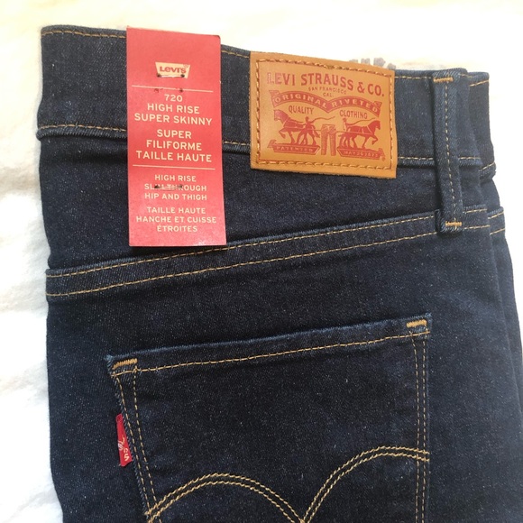 Levi’s high rise skinny jeans - Picture 6 of 9